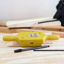 Load image into Gallery viewer, Plastic Jig Dowel Thread Tap Kit - 1/2in x 8TPI Threading Box and Tap