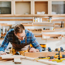 Load image into Gallery viewer, Plastic Jig Dowel Thread Tap Kit 1-1/2in x 6TPI Threading Box and Tap