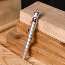 Load image into Gallery viewer, Woodworking Oiler Pen - 15ml Lubricating Machine Oil Pen
